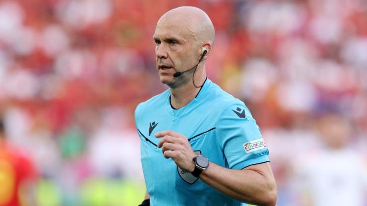 Referee Anthony Taylor